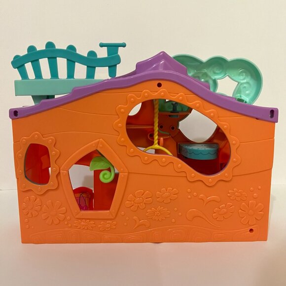 Littlest Pet Shop Pets Only Clubhouse with Squirrel #484 and Monkey #485 - Picture 7 of 13